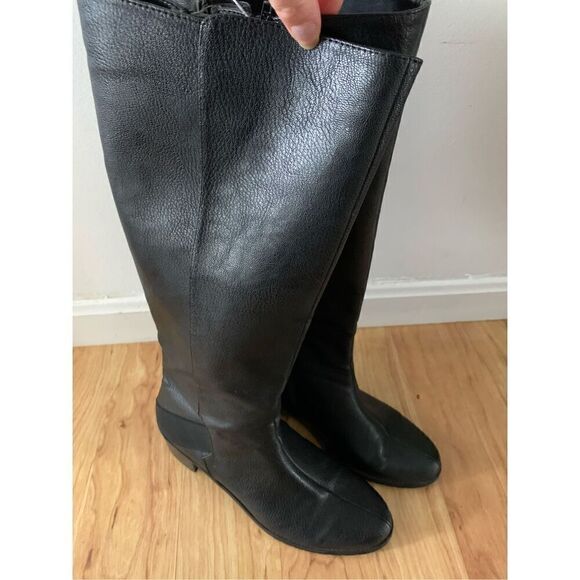Black riding boots, size 9.5with expendable calf - Picture 1 of 6